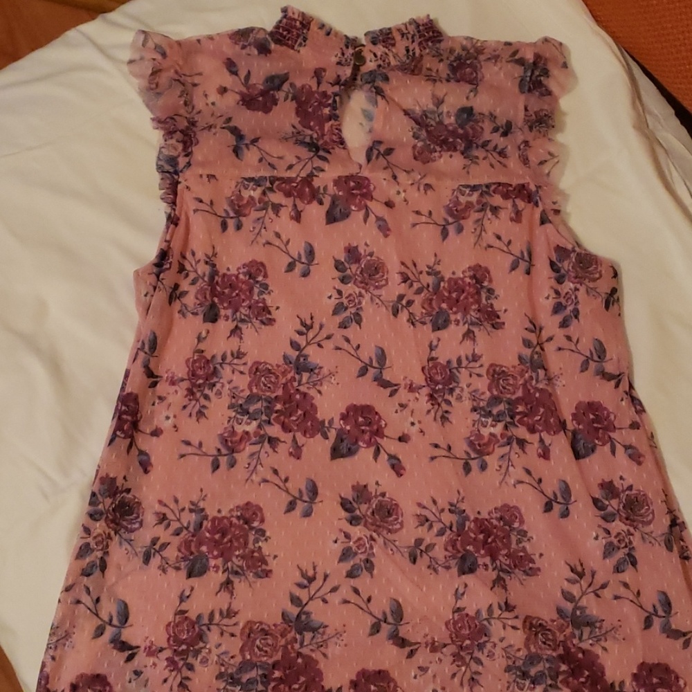 Cute floral print top